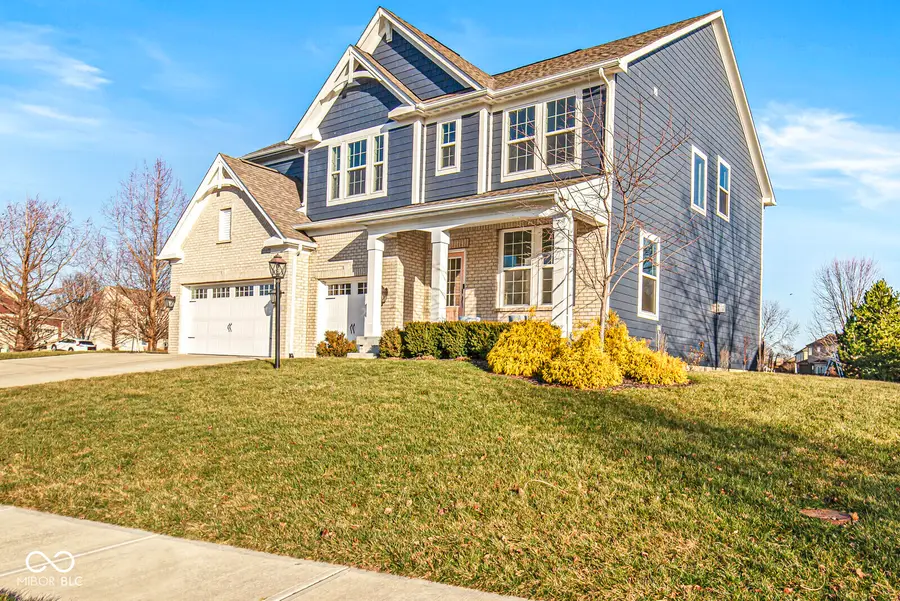 2401 Woodcreek Crossing Boulevard, Avon, IN 46123 - Image #2