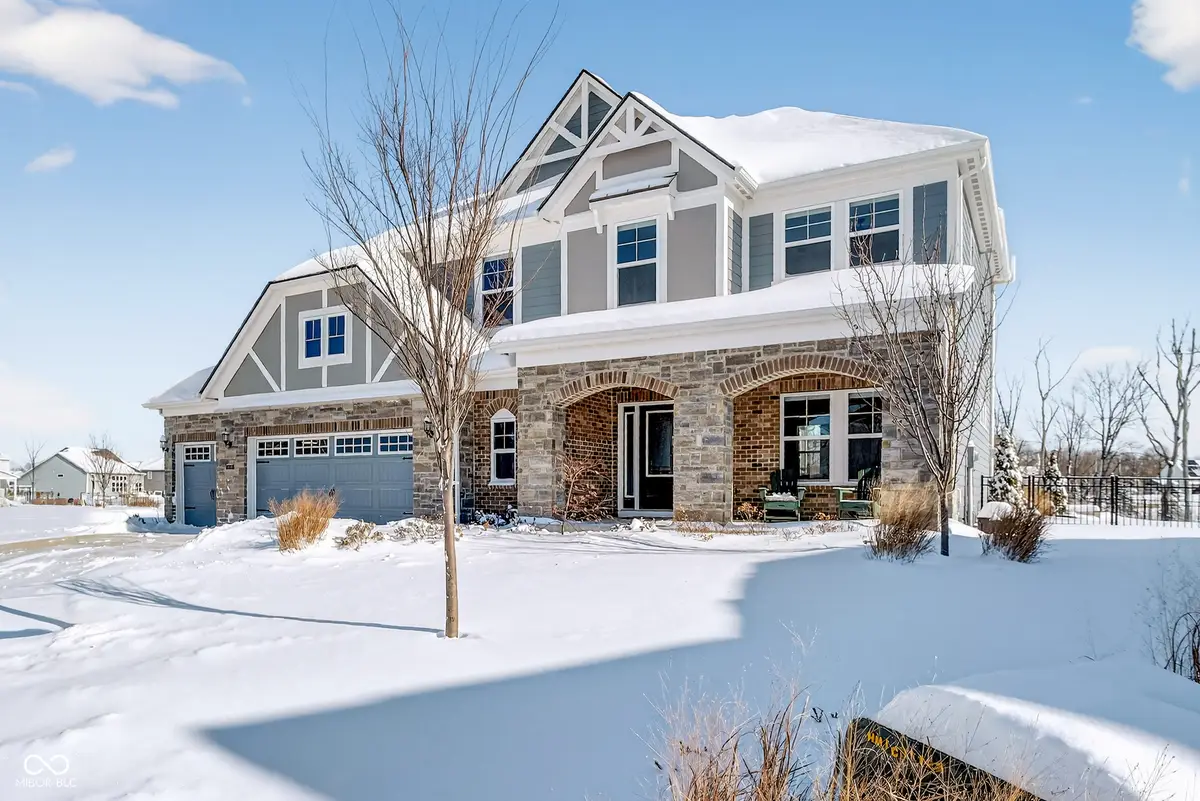 15618 Temple Wood Circle, Fishers, IN 46037 - Image #1