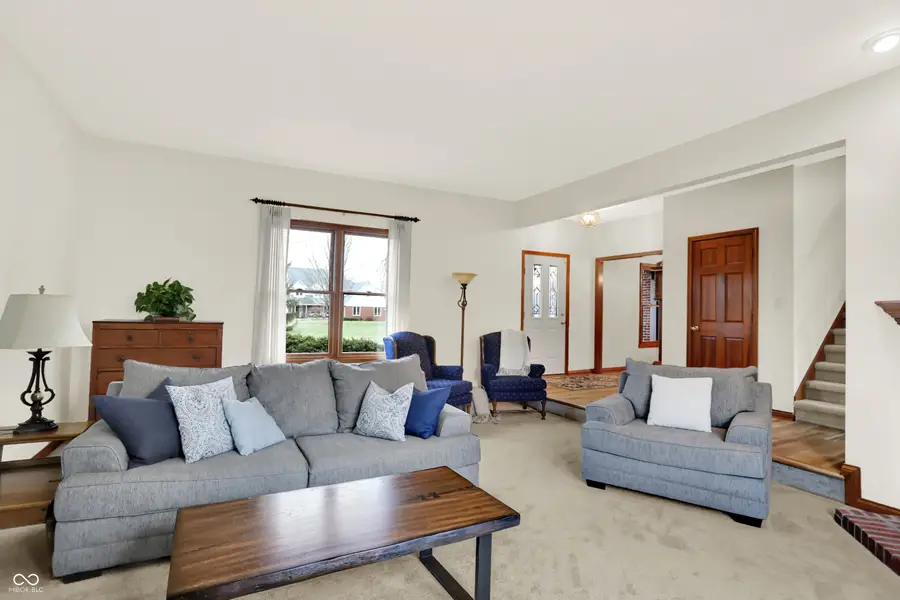 7067 Fox Hollow Lane, Brownsburg, IN 46112 - Image #3