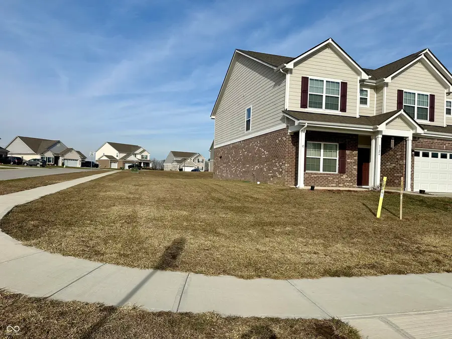 1126 Creek Way Lane, Greenwood, IN 46143 - Image #2