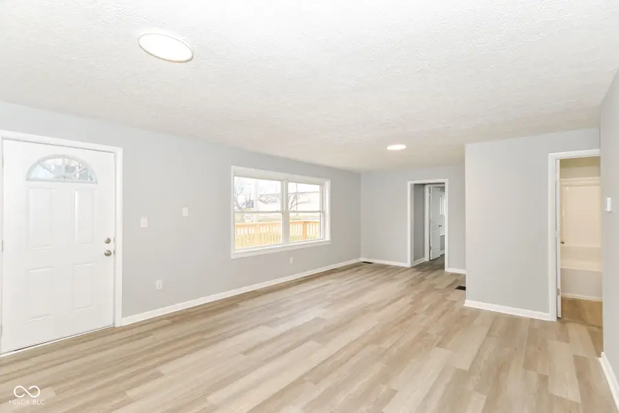 49 Center Street, Whiteland, IN 46184 - Image #2