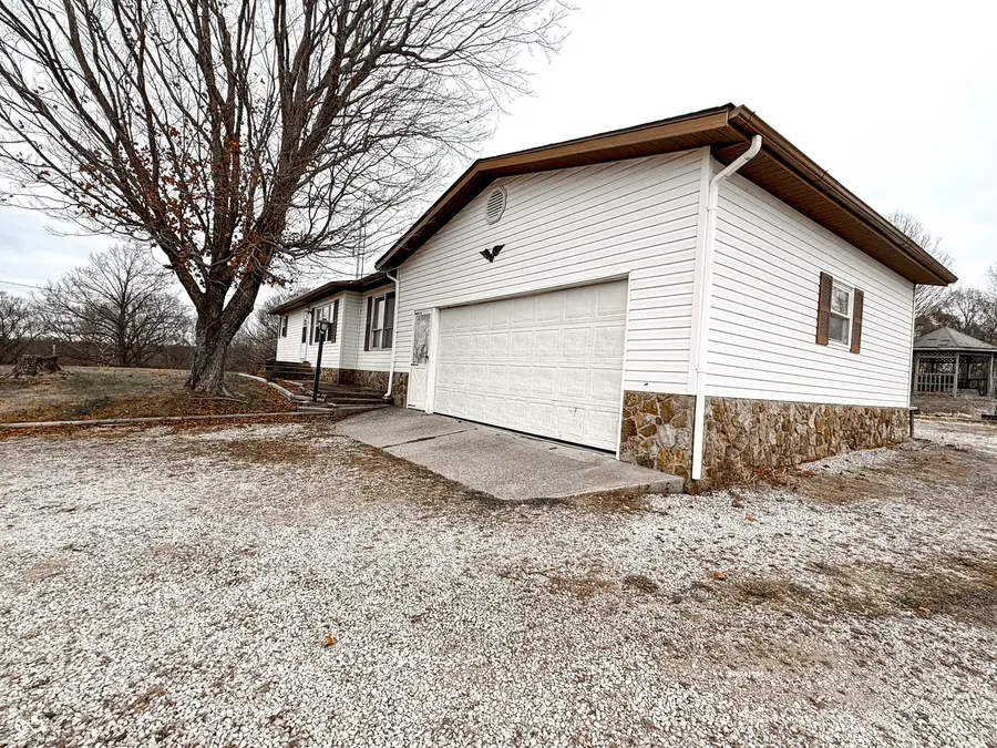 3716 N Parsley Road, Solsberry, IN 47459 - Image #3