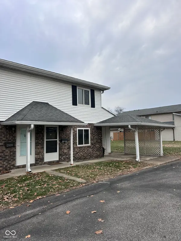 2896 Two Worlds Drive, Columbus, IN 47201