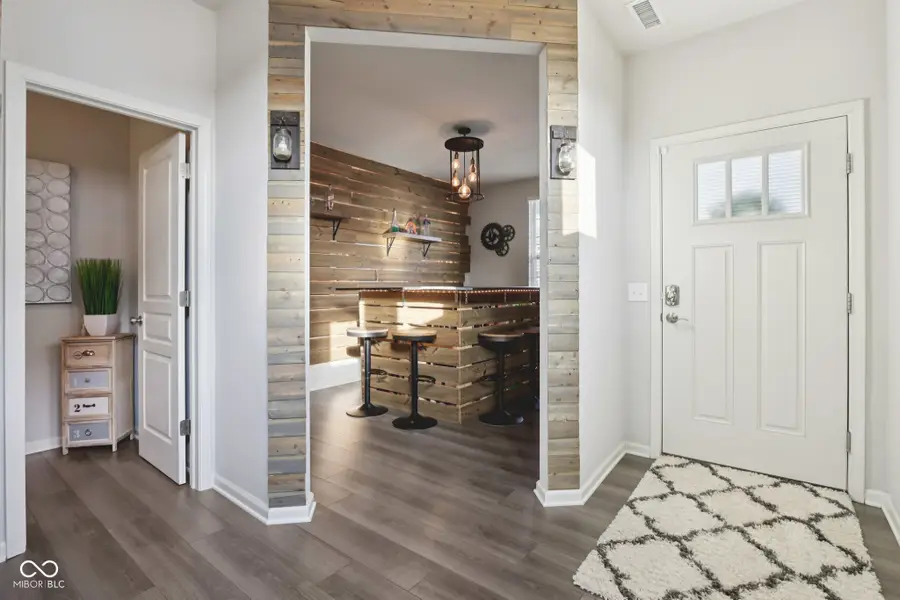 15437 Eastpark Circle W, Fishers, IN 46037 - Image #3