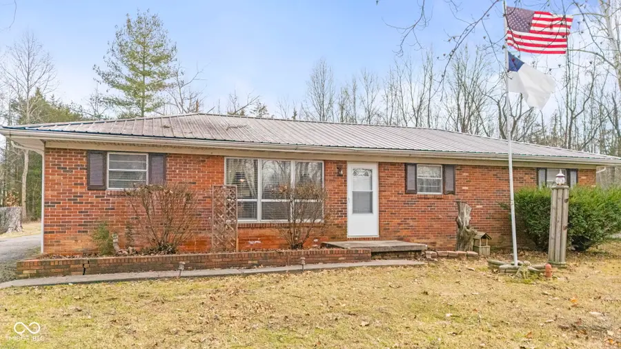 4520 N Bogardus Road, Austin, IN 47102 - Image #2