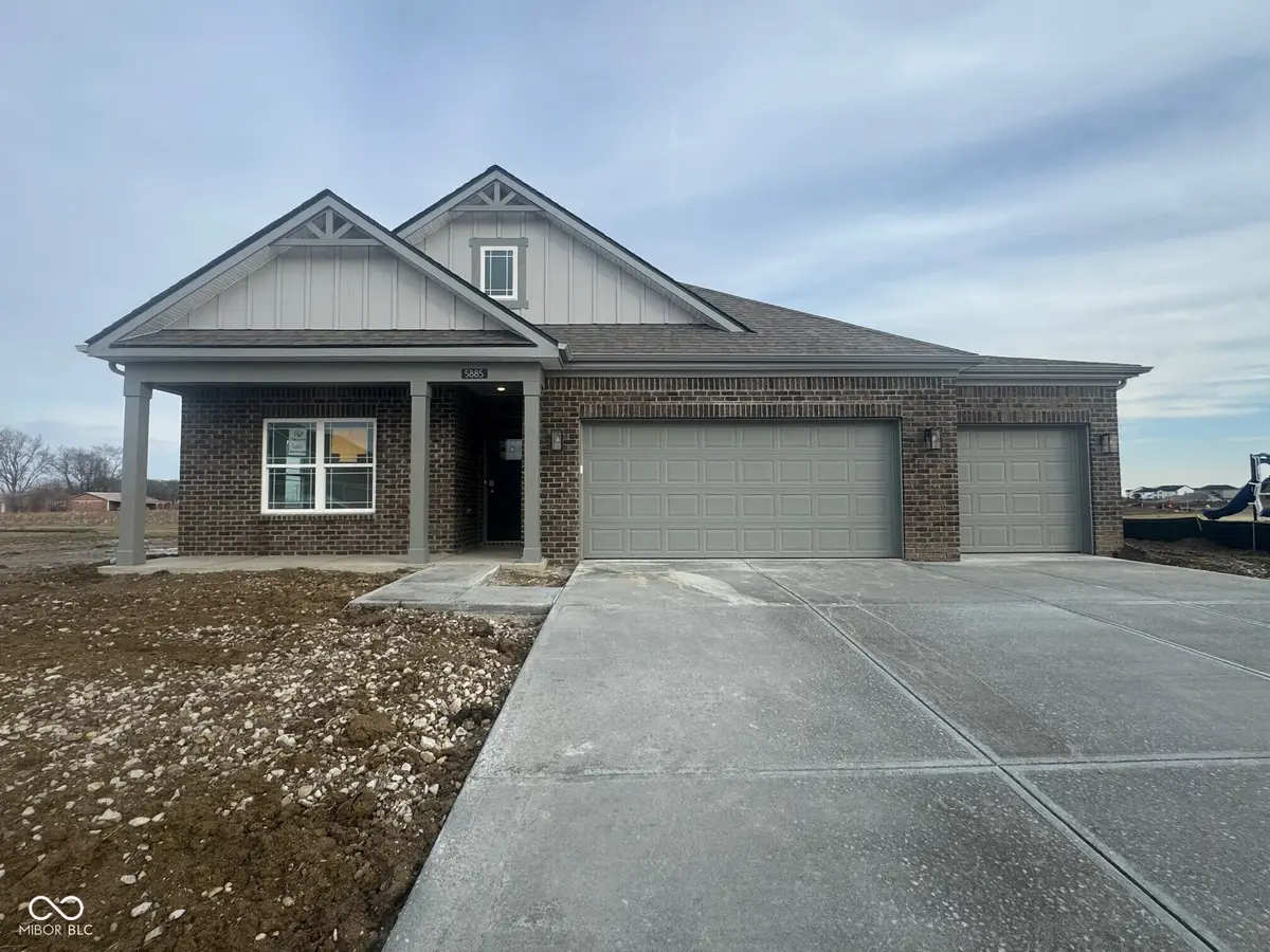 5885 Norfolk Row, Greenwood, IN 46143 - Image #1