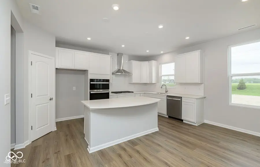 6620 Seattle Slew Drive, Whitestown, IN 46075 - Image #3