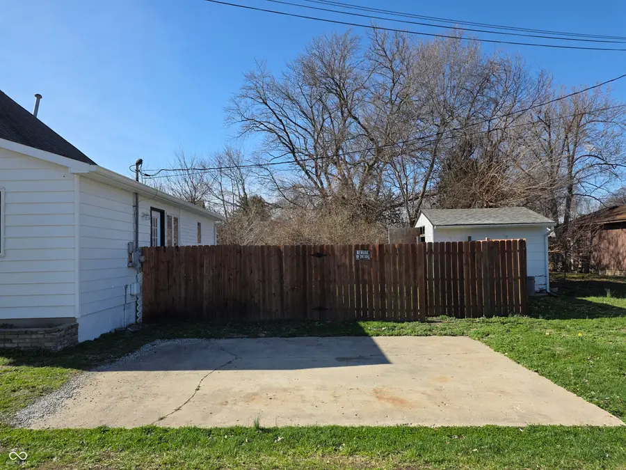 212 W Burnside Avenue, Fairland, IN 46126 - #2