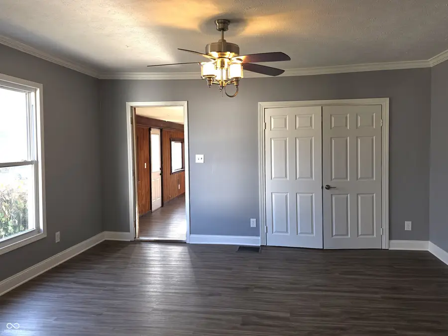 212 W Burnside Avenue, Fairland, IN 46126 - #3
