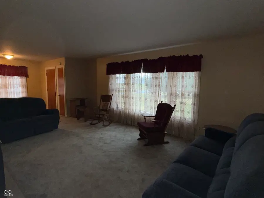 908 E Hillside Drive S, Greensburg, IN 47240 - Image #3