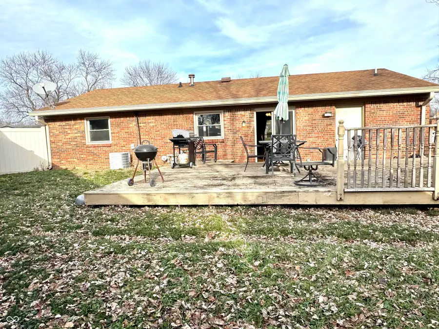 801 Andrea Drive, Beech Grove, IN 46107 - Image #3