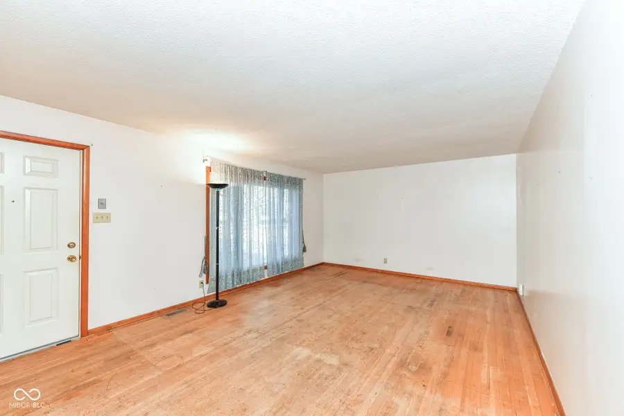 4205 Solun Road, Indianapolis, IN 46221 - #2