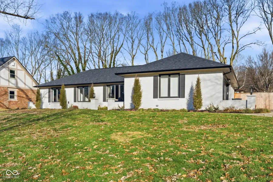 1820 Sandhill Road, Indianapolis, IN 46217 - Image #2