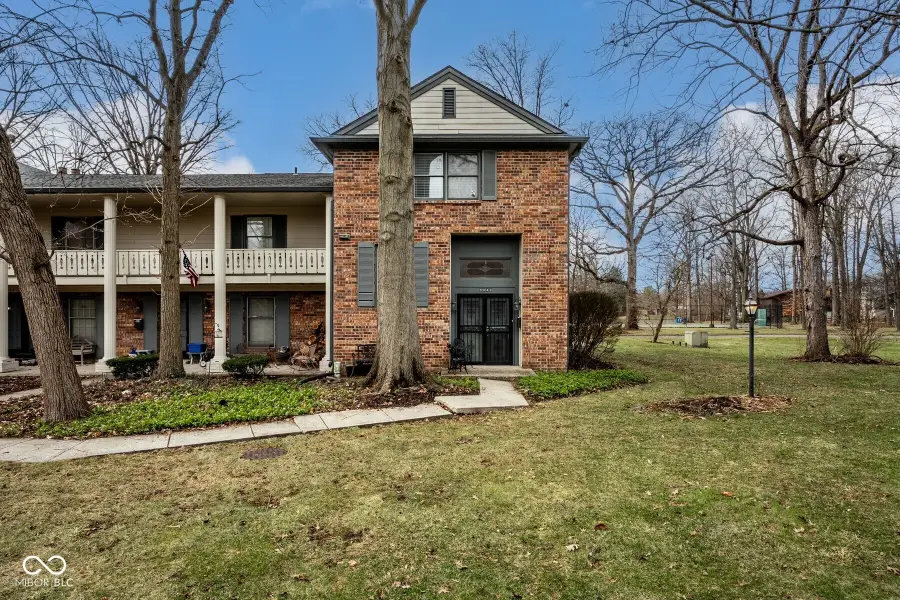9043 Moorhead Drive, Indianapolis, IN 46268 - Image #2