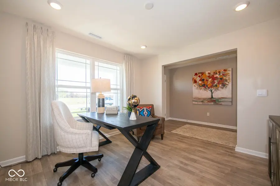 6715 Henley Way, Indianapolis, IN 46221 - Image #2