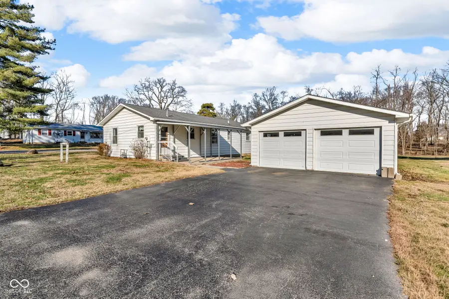 505 Race Street, Hope, IN 47246 - Image #2