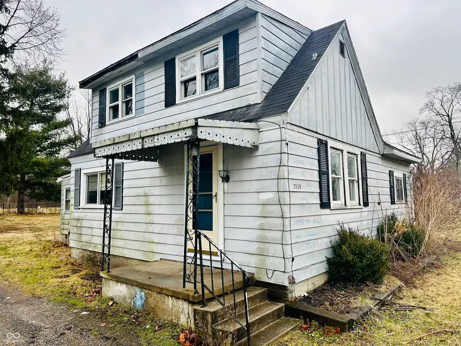 2520 S Andrews Road, Yorktown, IN 47396 - #2