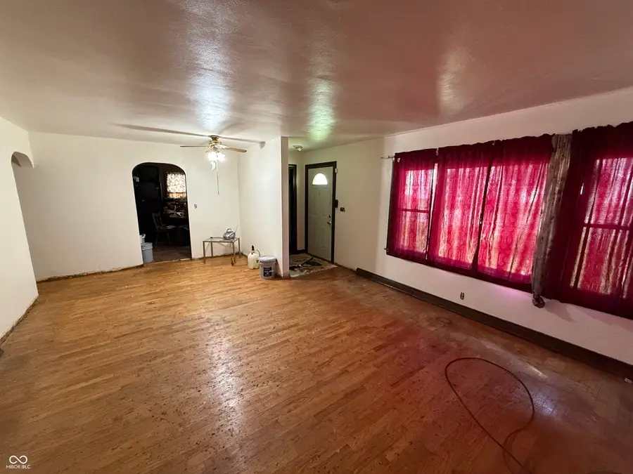 1227 W 9th Street, Anderson, IN 46016 - #2