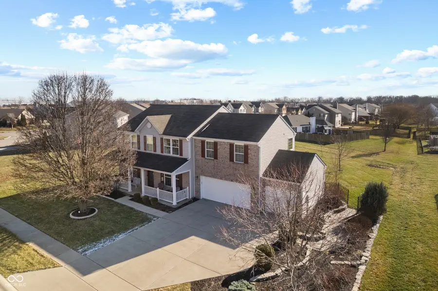 8385 Belmont Drive, Avon, IN 46123 - Image #2