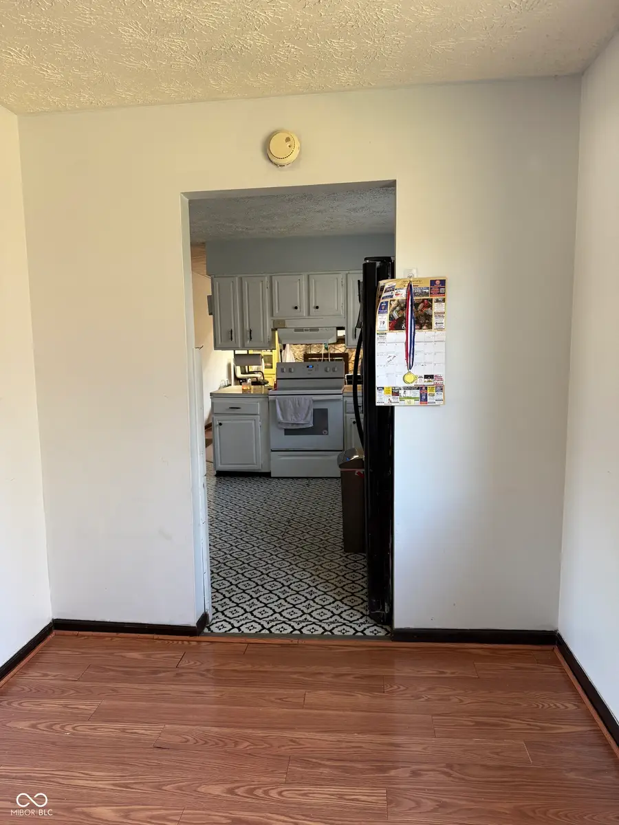 7108 Hearthstone Way, Indianapolis, IN 46227 - Image #3