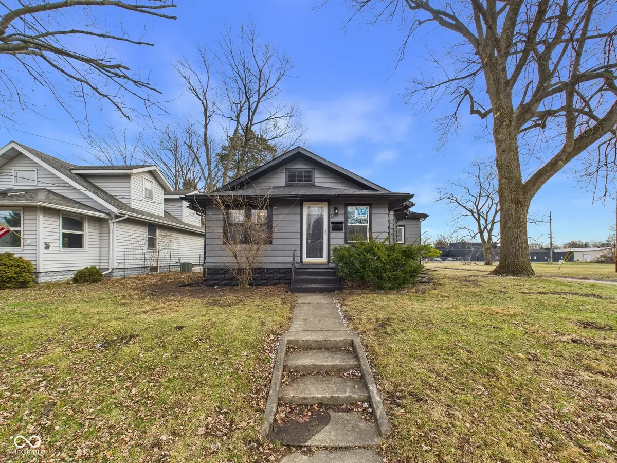 422 S Hutchinson Avenue, Muncie, IN 47303 - Image #1