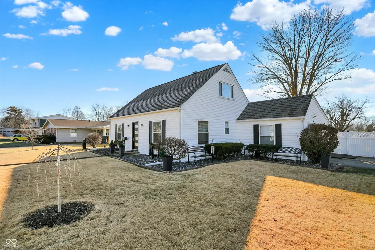 3309 Larkspur Lane, Columbus, IN 47203 - Image #1