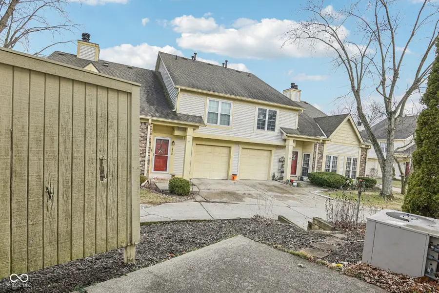 2482 Chaseway Court, Indianapolis, IN 46268 - Image #2