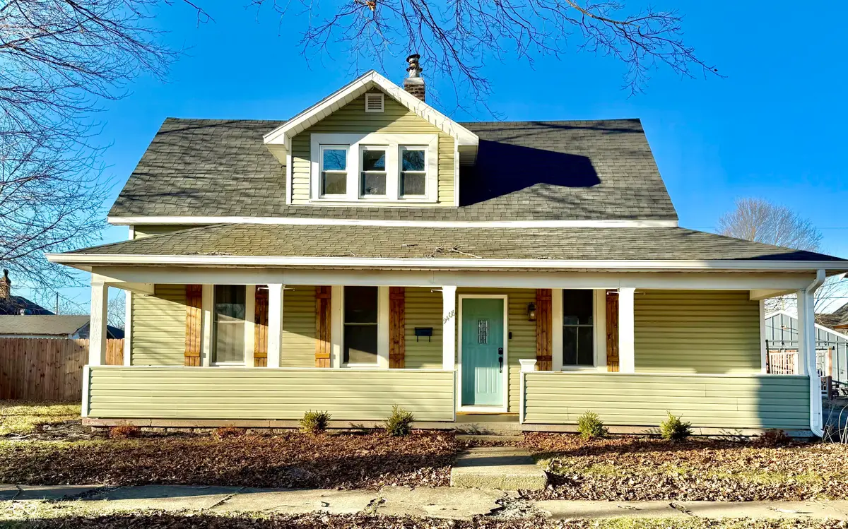 9408 W High Street, Yorktown, IN 47396 - #1