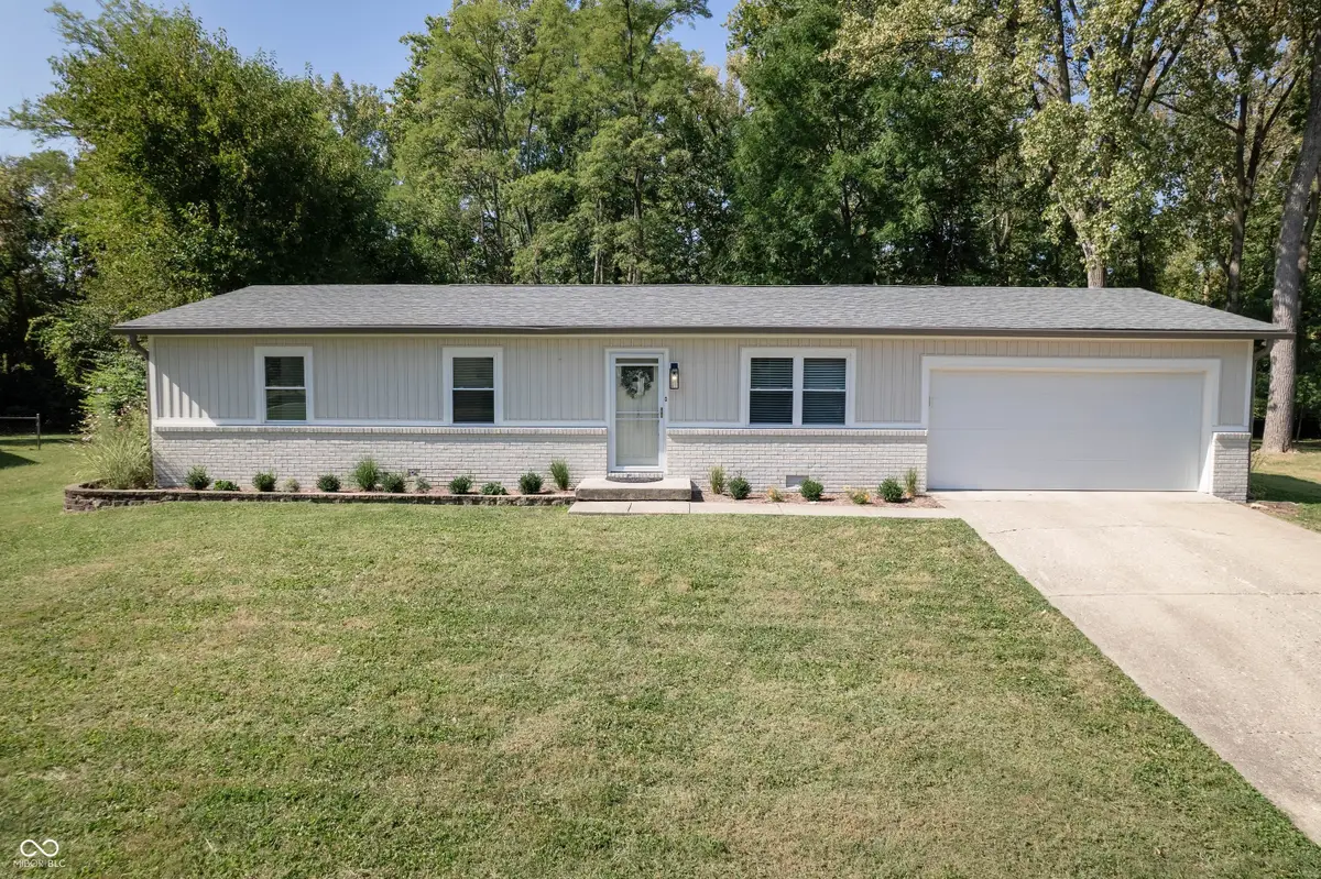 7002 Woodside Drive, Indianapolis, IN 46260 - Image #1