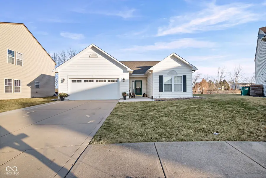 6460 Dusty Laurel Drive, Whitestown, IN 46075 - Image #2