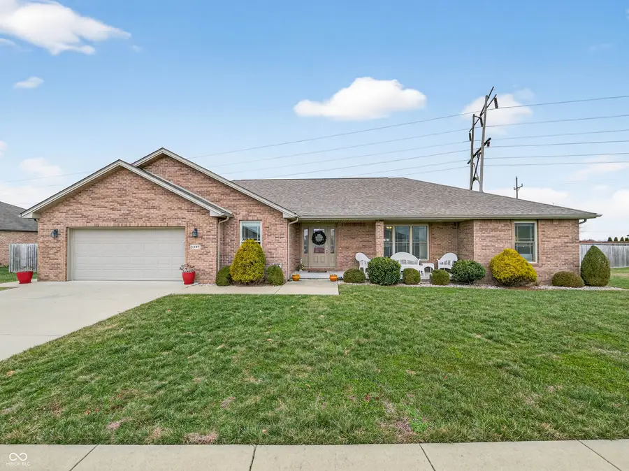 5997 Spring Meadow Lane, Seymour, IN 47274 - Image #2