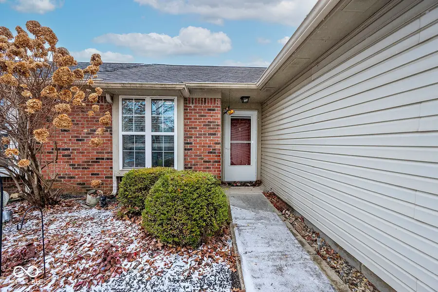 421 Woodberry Drive, Danville, IN 46122 - Image #3