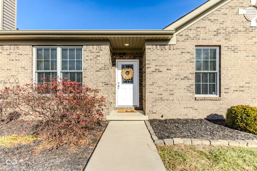 422 S Bridgewater Lane, Muncie, IN 47304 - #2