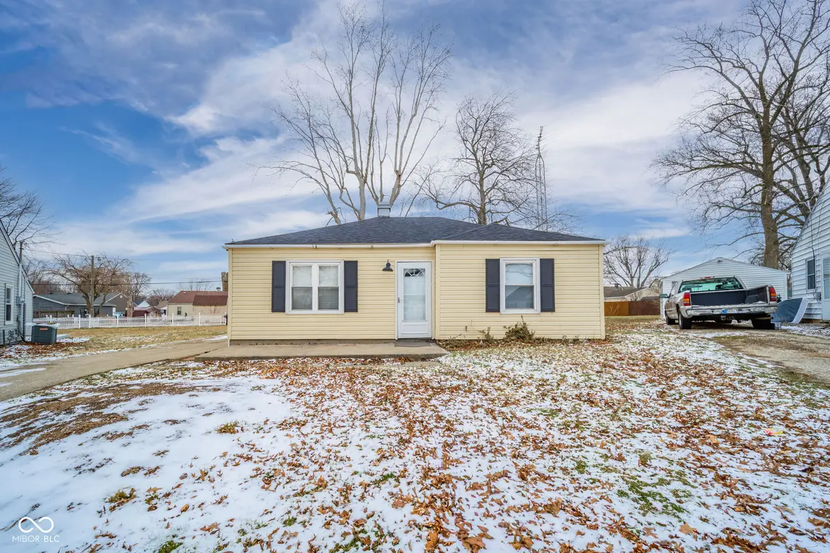 1904 E Greenlawn Court, Muncie, IN 47302 - Image #1