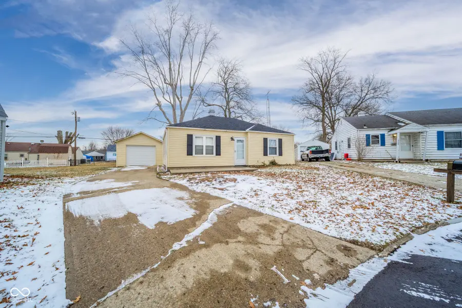 1904 E Greenlawn Court, Muncie, IN 47302 - Image #3