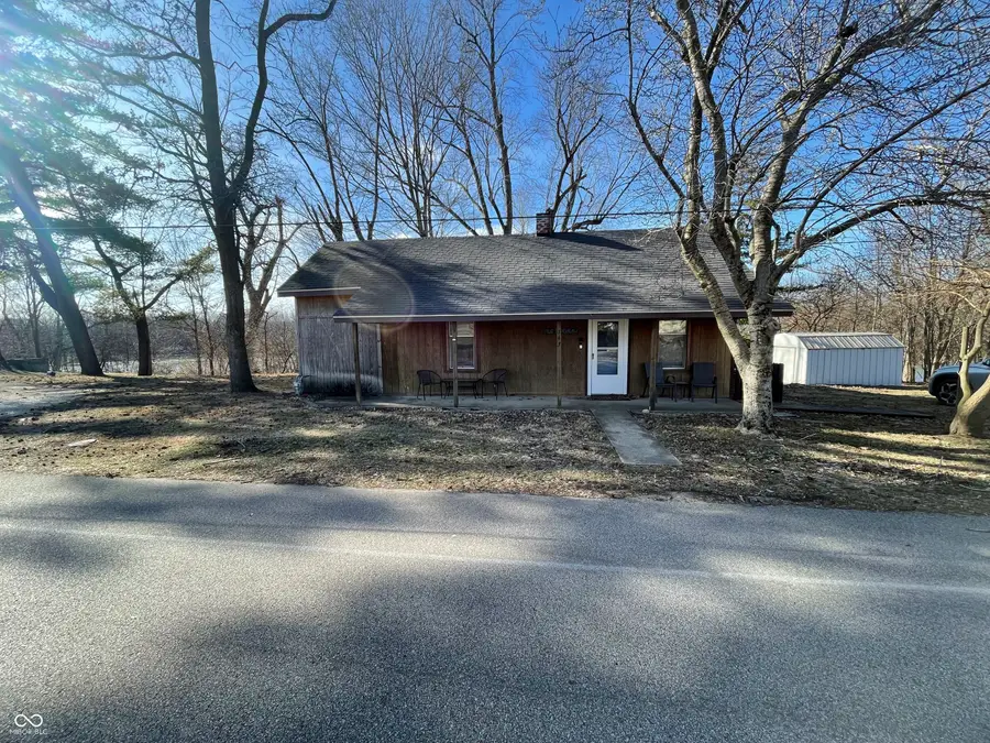 143 N Water Street, Montezuma, IN 47862 - Image #2