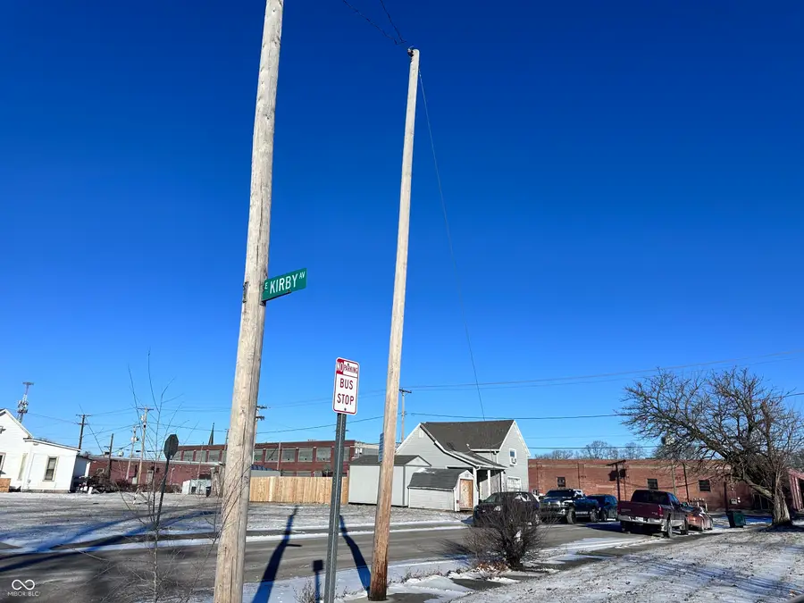 1302 E Kirby Avenue, Muncie, IN 47302 - Image #2