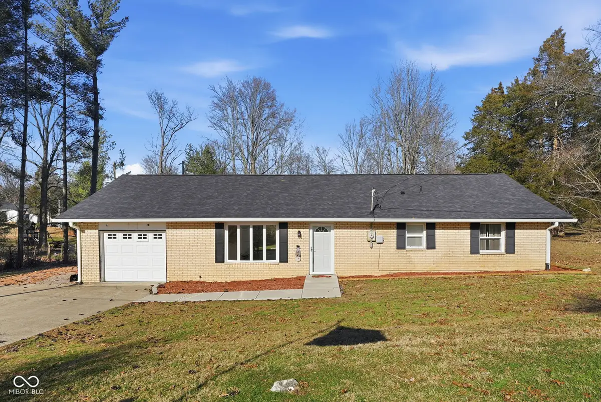 1880 E Deb Drive, North Vernon, IN 47265 - Image #1