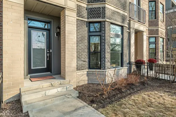 922 Berkhamsted Lane, Carmel, IN 46032