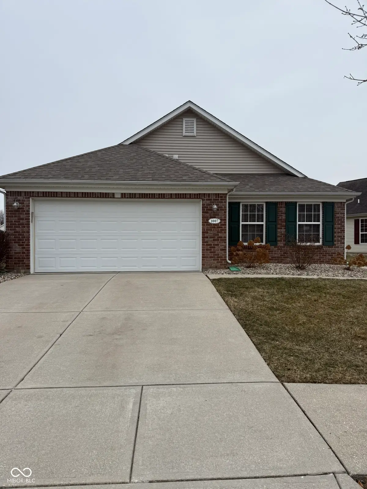 1007 Lincoln Park West Drive, Greenwood, IN 46142 - #1