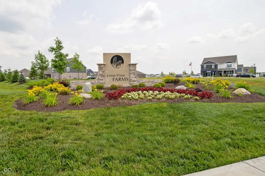 5924 Norfolk Row, Greenwood, IN 46143 - Image #3