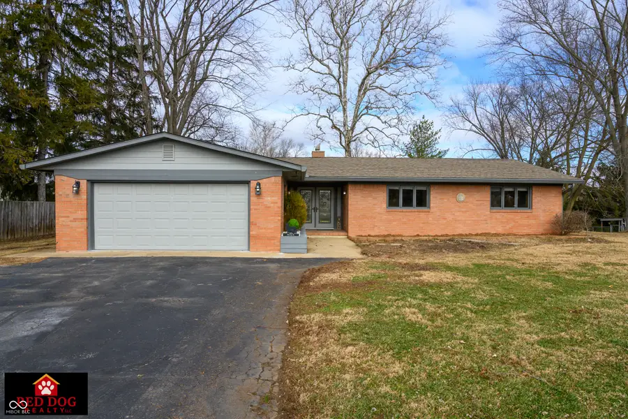 832 E Davis Drive, Franklin, IN 46131 - Image #2