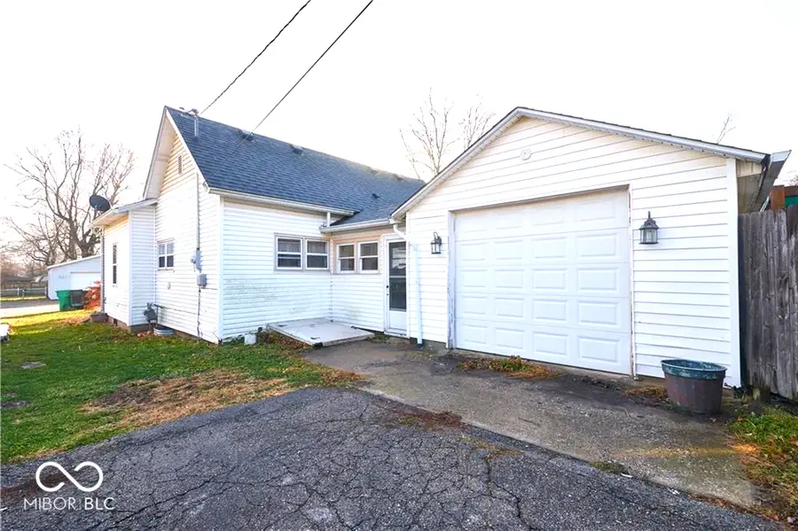 410 E Carlisle Street, Mooresville, IN 46158 - Image #2