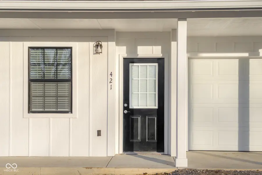 421 Jewell Street, Columbus, IN 47203 - #2