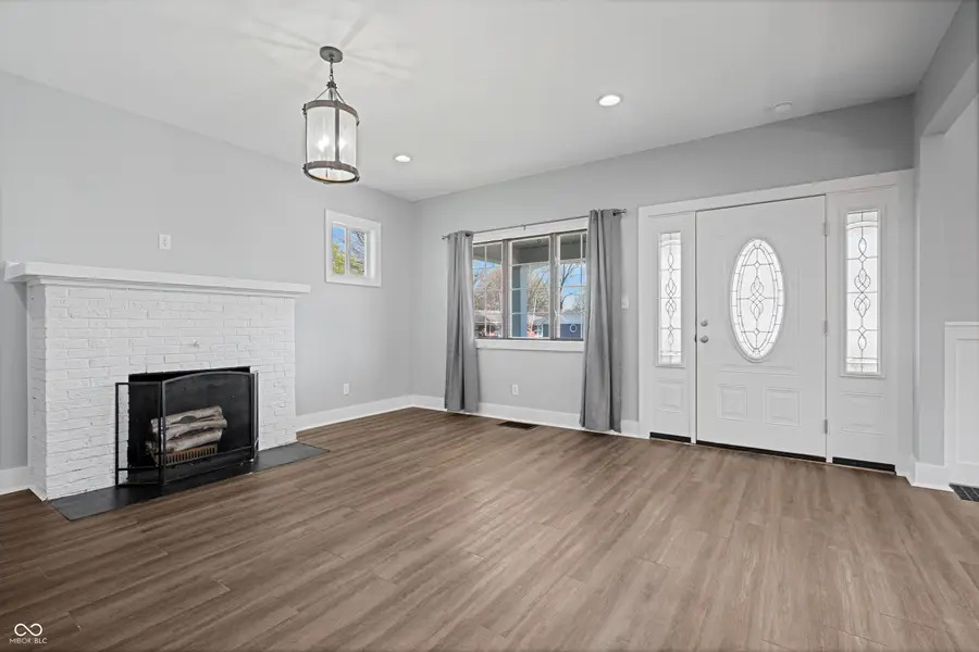 512 N Main Street, Fortville, IN 46040 - #3