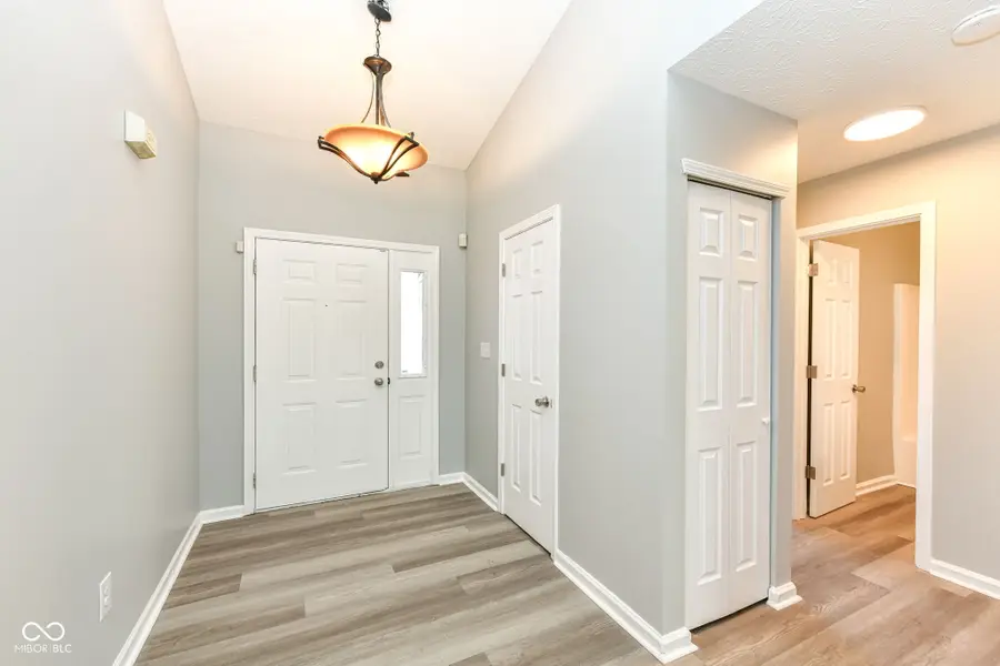 6211 Glen Flint Court, Indianapolis, IN 46254 - Image #2