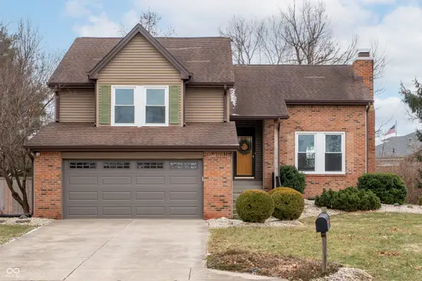 55 Village Court, Zionsville, IN 46077