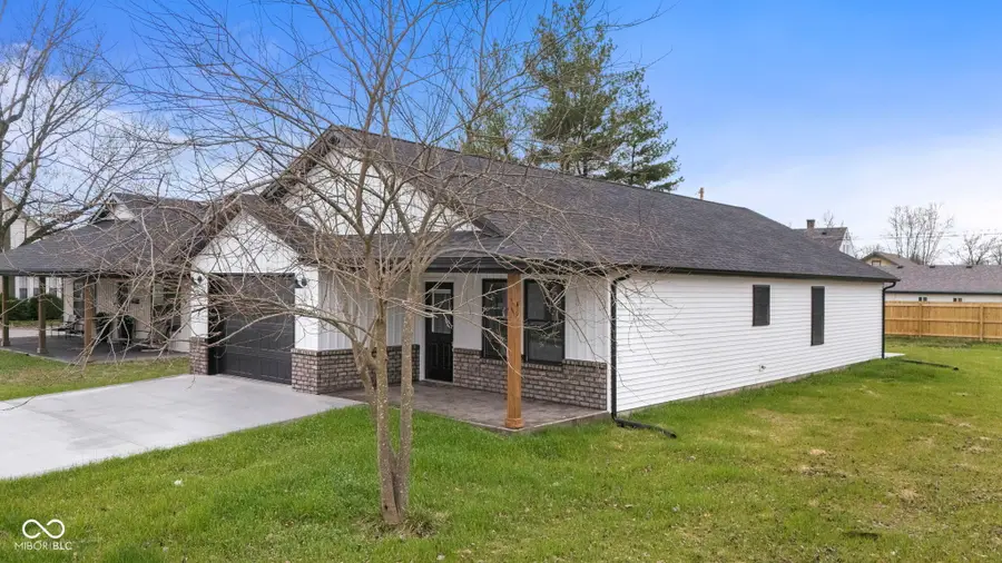 633 W Cherry Street, Scottsburg, IN 47170 - #3