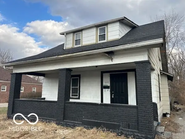 1619 W Kessler Blvd N Drive, Indianapolis, IN 46222