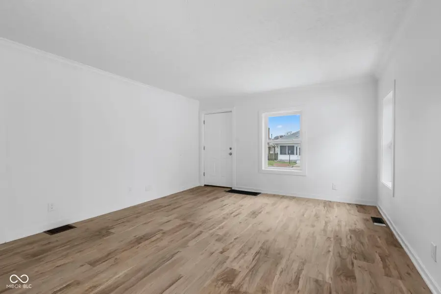 73 S 10th Avenue, Beech Grove, IN 46107 - #2